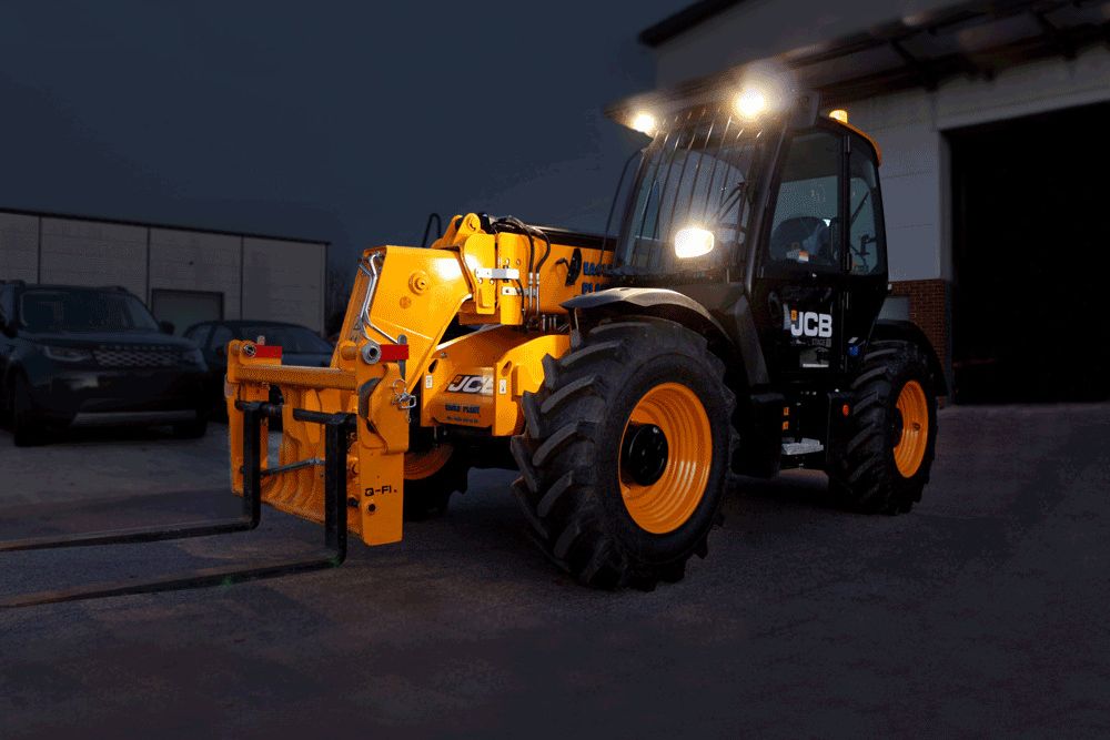 How to Maintain & Protect your Batteries on JCB Machinery in the Winter