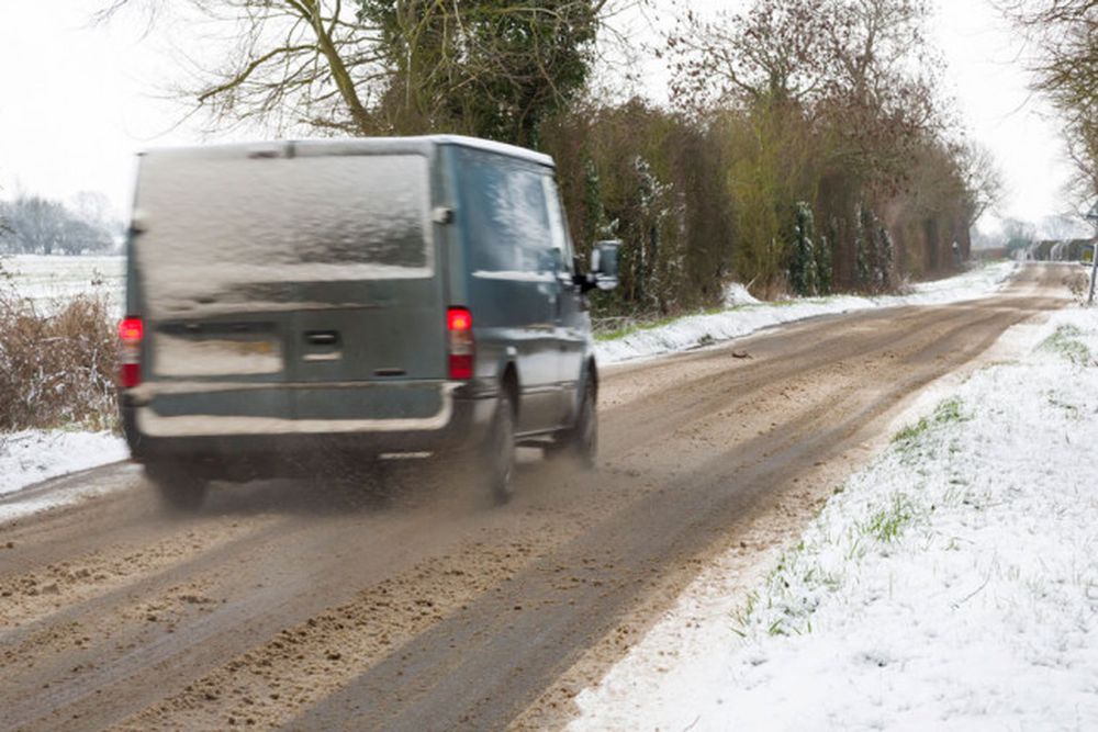 How to Maintain & Protect Tyres in Winter