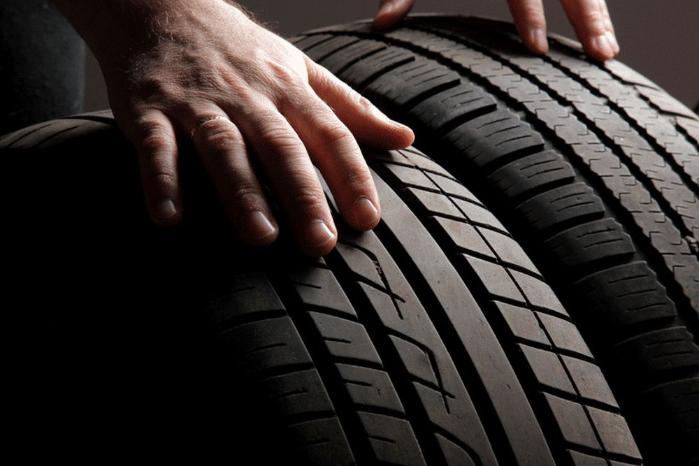 How to Safely Repair a Tyre Puncture